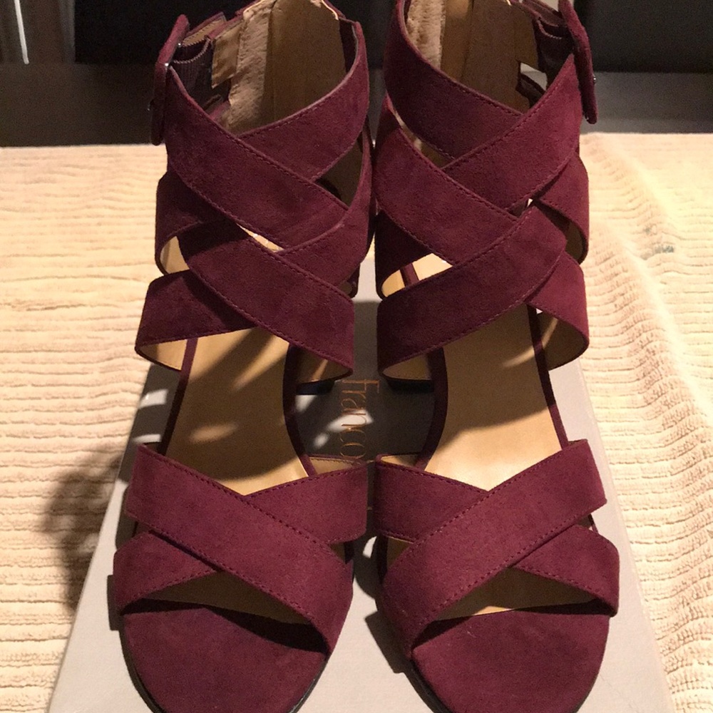PRICE DROP NIB Franco Sarto heels